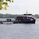 Urlaubswerft-dock-13-|-ihr-stilvolles-erholungsparadies Kiel